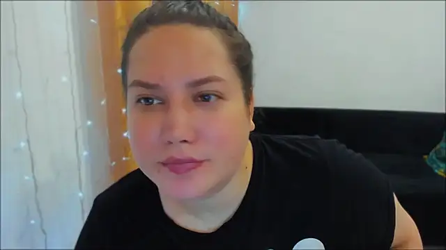 Snapshot of _madalexa_ chatting on 15, 10, 2025 madalexa online show from 15, 10, 2025