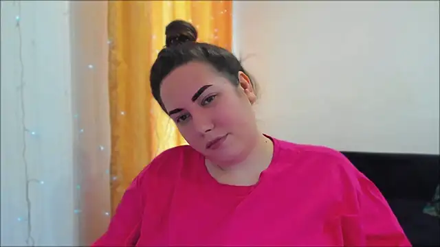  madalexa  online show from 30, 4, 2026