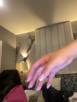 GabriellaFerrer online show from 26, 2, 2025