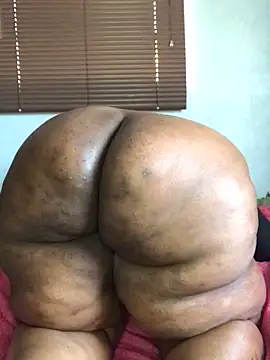 Snapshot of sotho_ssbbw chatting on 28, 5, 2026 sotho ssbbw online show from 28, 5, 2026