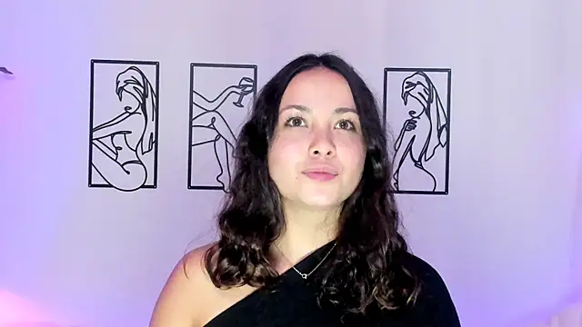 Megan Rodrigo online show from 5, 10, 2025