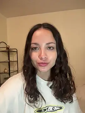 Megan Rodrigo online show from 18, 3, 2026