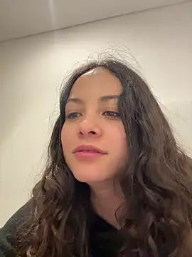 Megan Rodrigo online show from 13, 6, 2026
