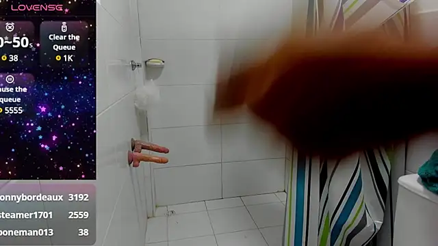 mia bigtits17 online show from 1, 2, 2025