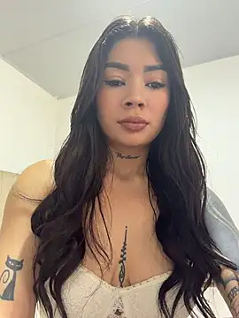 Roxanne 08 online show from 27, 7, 2026