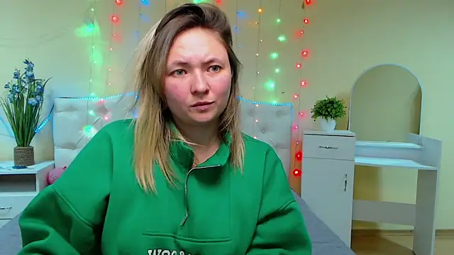 SallyVerda online show from 30, 1, 2025