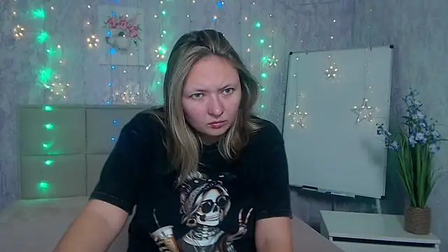 SallyVerda online show from 10, 9, 2025