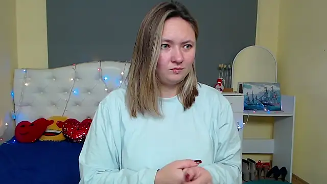 SallyVerda online show from 3, 12, 2025