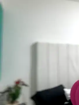 Amber Martins  online show from 8, 10, 2025