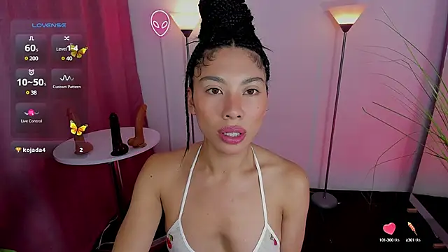 Snapshot of Dayanna_tecca chatting on 11, 3, 2025 Dayanna tecca online show from 11, 3, 2025