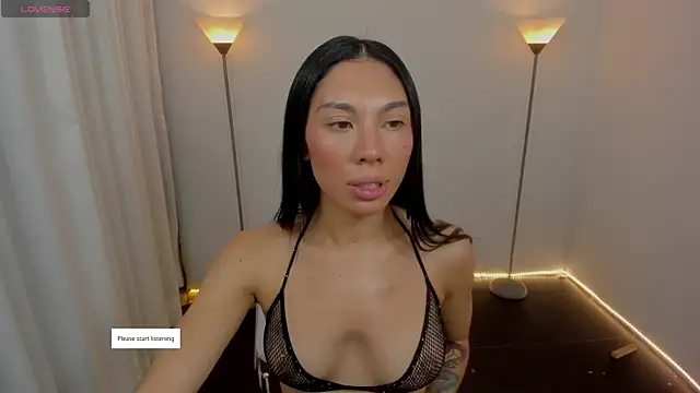 Dayanna tecca online show from 7, 4, 2026