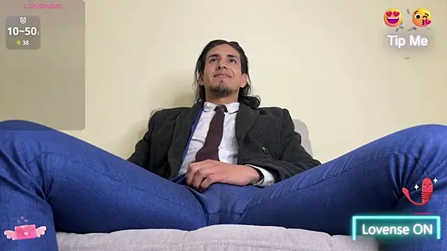 Tom blunt96 online show from 8, 3, 2025