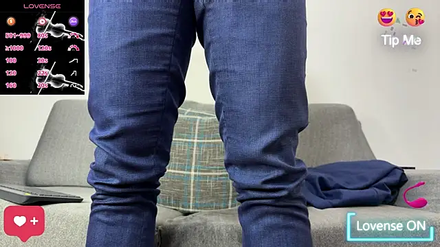 Tom blunt96 online show from 13, 9, 2025