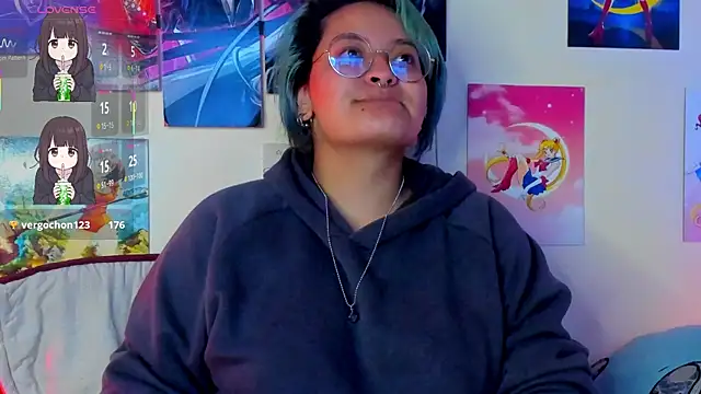 Snapshot of lucky-leah chatting on 29, 1, 2025 lucky-leah online show from 29, 1, 2025