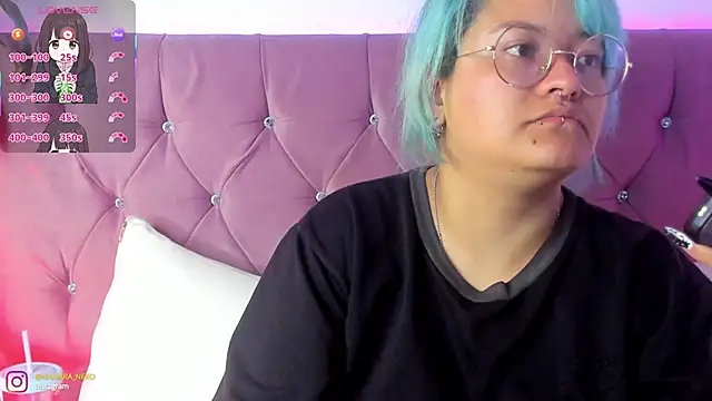 Snapshot of lucky-leah chatting on 21, 3, 2025 lucky-leah online show from 21, 3, 2025