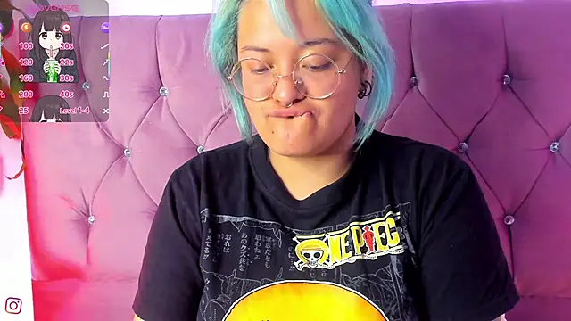 Snapshot of lucky-leah chatting on 22, 3, 2025 lucky-leah online show from 22, 3, 2025