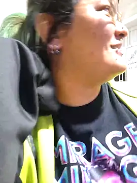 Snapshot of lucky-leah chatting on 15, 11, 2025 lucky-leah online show from 15, 11, 2025