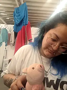 lucky-leah online show from 10, 6, 2026