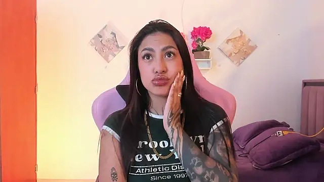 Kayla foxxy online show from 14, 6, 2026