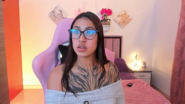 Kayla foxxy online show from 30, 6, 2026