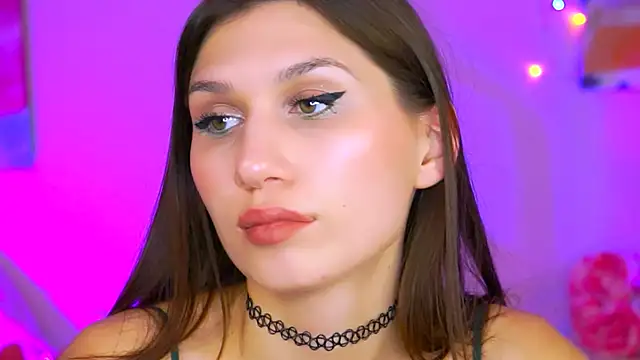 MollyPerry online show from 8, 3, 2025