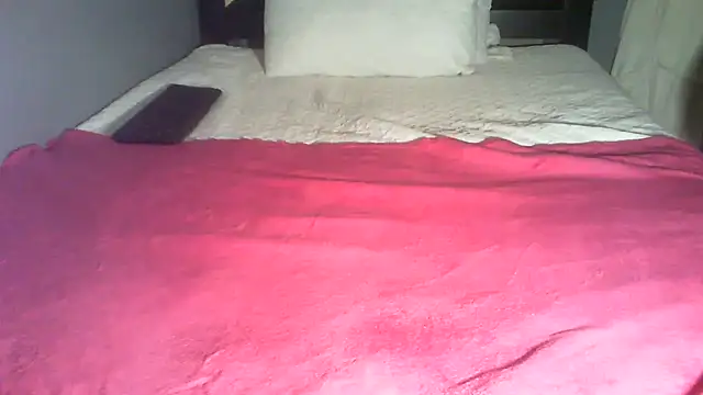 Snapshot of Esona5 chatting on 14, 12, 2025 Esona5 online show from 14, 12, 2025