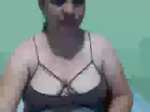 Snapshot of sonia__milk chatting on 23, 5, 2026 sonia milk online show from 23, 5, 2026