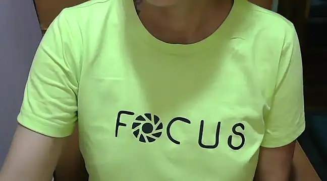 Snapshot of _Blue_Ruubyy_ chatting on 2, 2, 2025 Blue Ruubyy online show from 2, 2, 2025