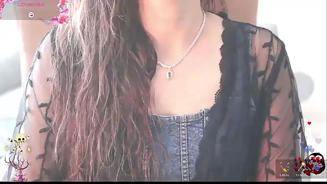 Snapshot of _Blue_Ruubyy_ chatting on 27, 11, 2025 Blue Ruubyy online show from 27, 11, 2025