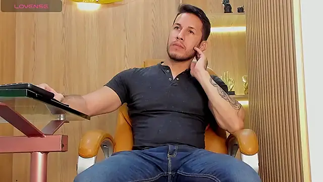 Snapshot of George_Diesell chatting on 30, 1, 2025 George Diesell online show from 30, 1, 2025