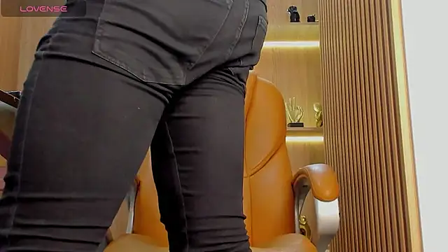 Snapshot of George_Diesell chatting on 2, 2, 2025 George Diesell online show from 2, 2, 2025