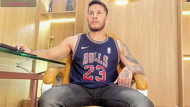 Snapshot of George_Diesell chatting on 4, 2, 2025 George Diesell online show from 4, 2, 2025