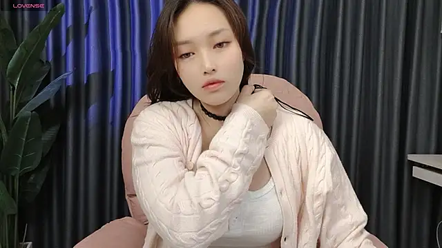 Snapshot of Cothy_Ti chatting on 28, 1, 2025 Cothy Ti online show from 28, 1, 2025