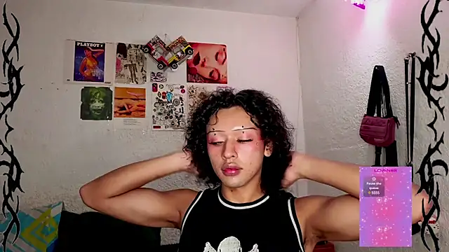 Snapshot of angelsdustxxx chatting on 19, 12, 2024 angelsdustxxx online show from 19, 12, 2024