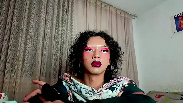 Snapshot of angelsdustxxx chatting on 24, 2, 2025 angelsdustxxx online show from 24, 2, 2025