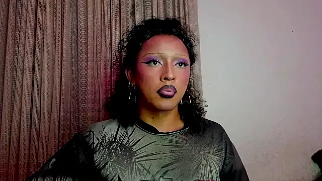 Snapshot of angelsdustxxx chatting on 9, 9, 2025 angelsdustxxx online show from 9, 9, 2025