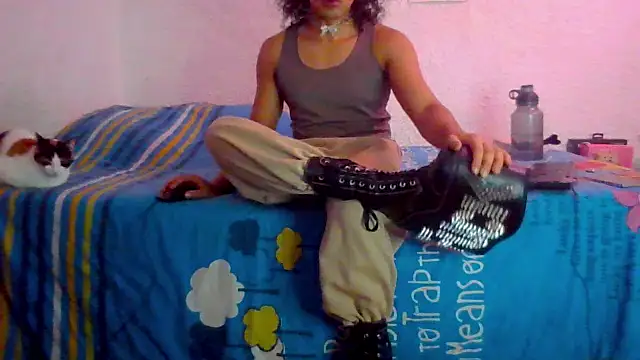 Snapshot of angelsdustxxx chatting on 4, 10, 2025 angelsdustxxx online show from 4, 10, 2025