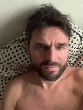 Snapshot of TB1977DK chatting on 5, 12, 2025 TB1977DK online show from 5, 12, 2025