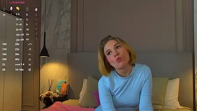 EllenaGreen online show from 8, 2, 2025