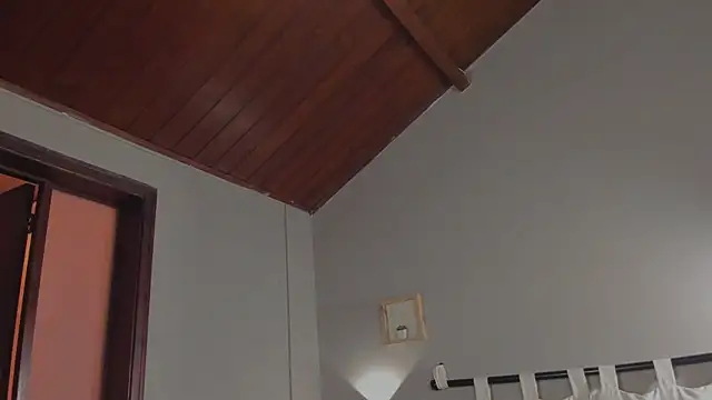 nayah   online show from 24, 2, 2025