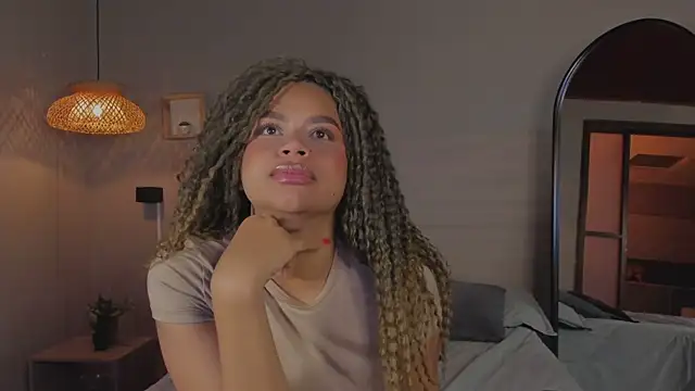 nayah   online show from 19, 3, 2025