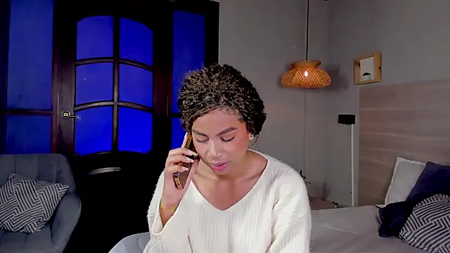 nayah   online show from 19, 11, 2025