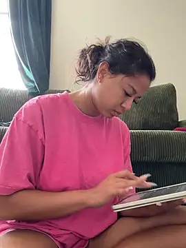 Snapshot of VanessaBling chatting on 24, 3, 2026 VanessaBling online show from 24, 3, 2026