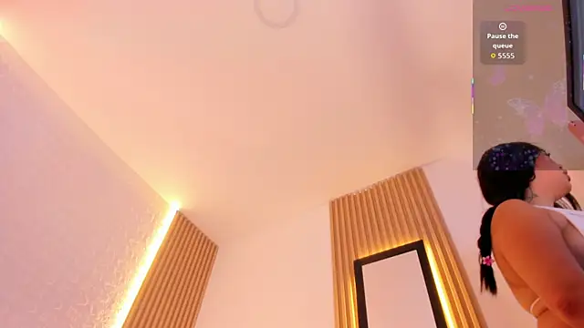 alyssa vargas online show from 21, 12, 2025