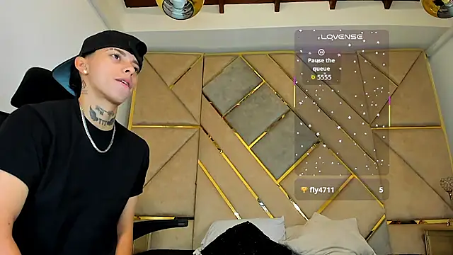 AmberAdams  online show from 5, 10, 2025