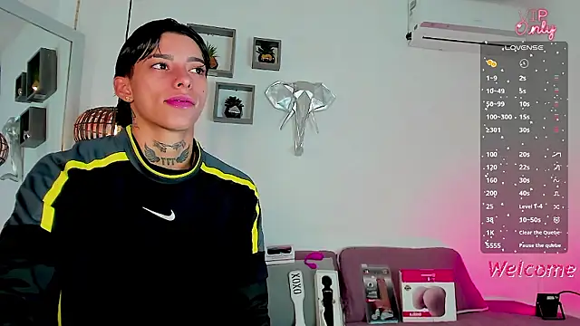 AmberAdams  online show from 9, 1, 2026