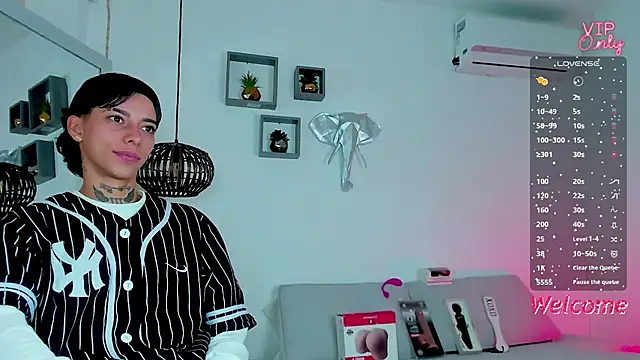 AmberAdams  online show from 17, 1, 2026