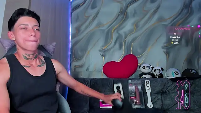 AmberAdams  online show from 28, 7, 2026