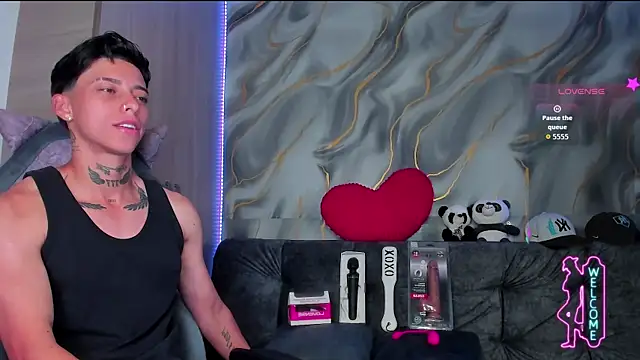 AmberAdams  online show from 1, 8, 2026