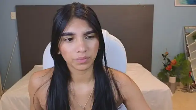 maiaa ruiz online show from 15, 12, 2024